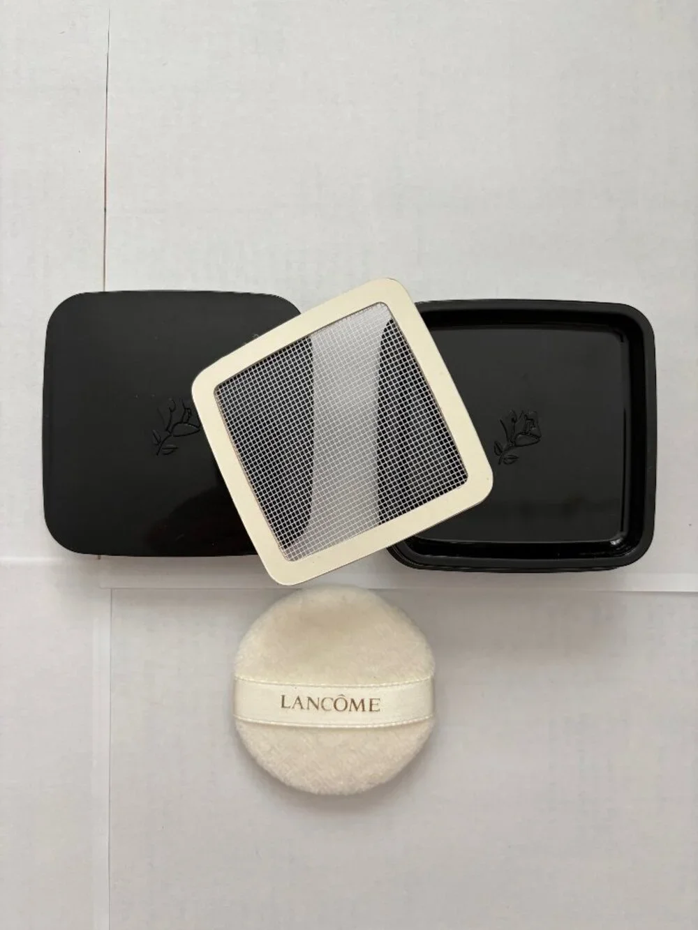 4 VINTAGE CHANEL, DIOR, LANCÔME LOOSE POWDERS BUNDLE